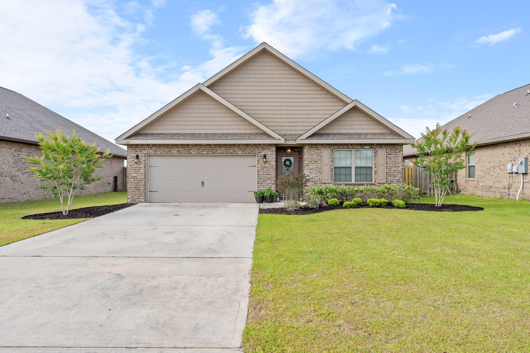 REDSTONE COMMONS - Residential