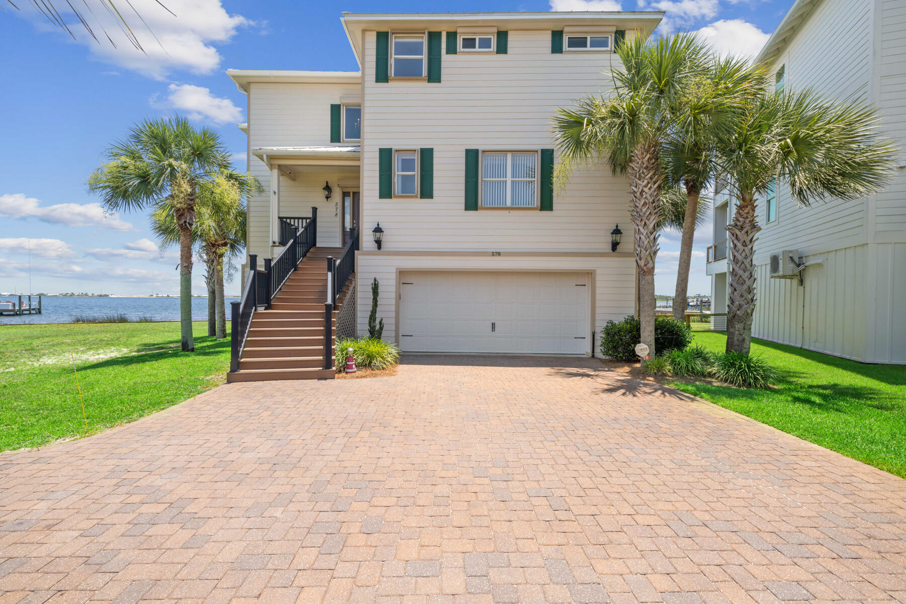 SPARKLING WATERS - Residential