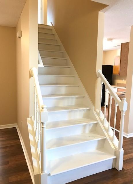 ROLLING PINES - Residential Lease