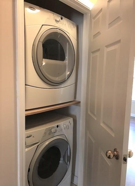 ROLLING PINES - Residential Lease