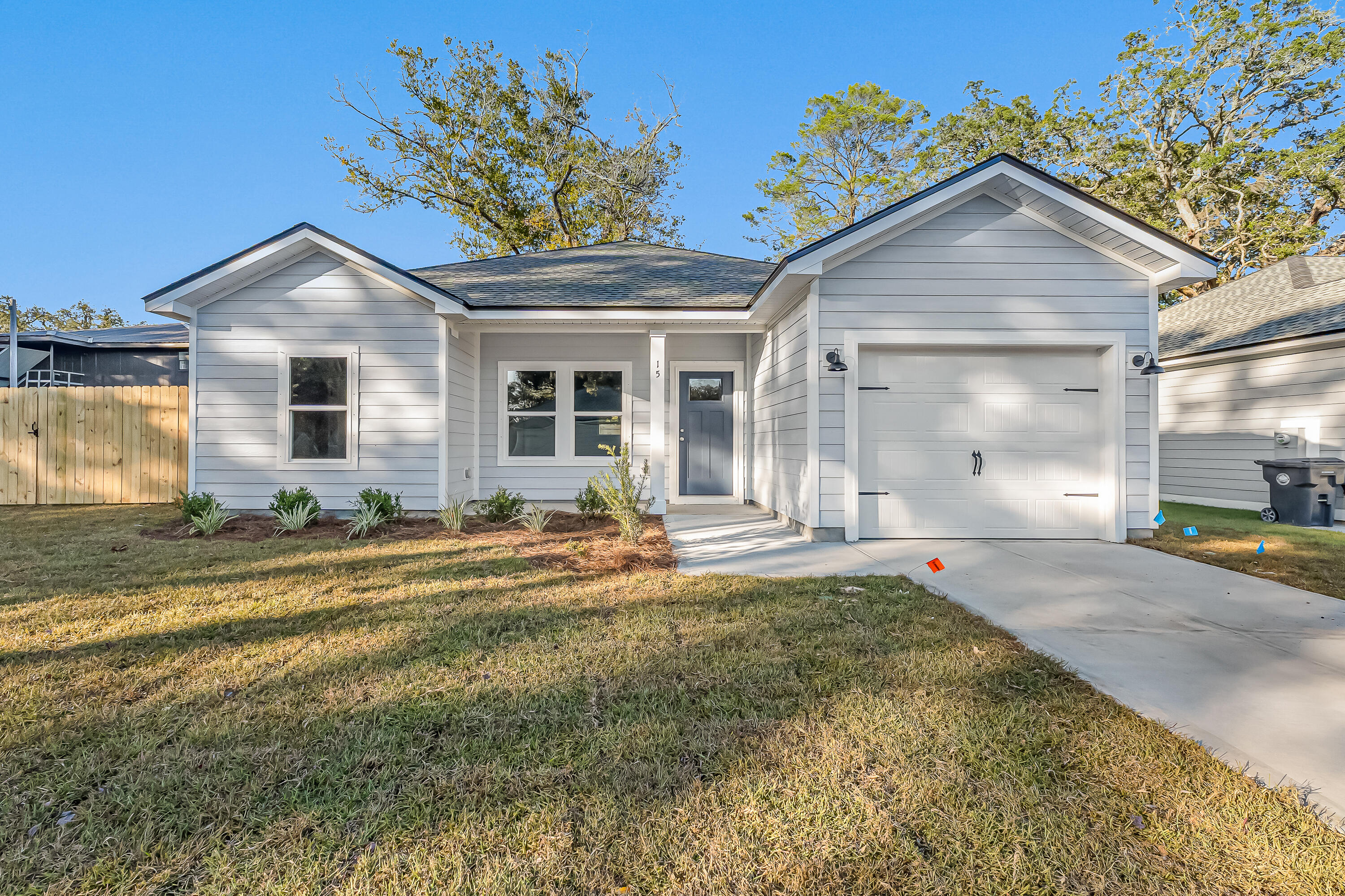 Live Oak Cottages - Residential