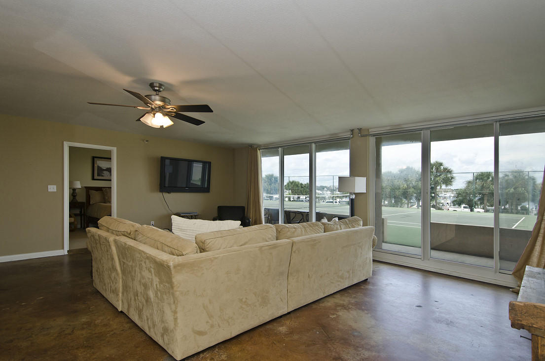 WATERVIEW TOWERS - Residential