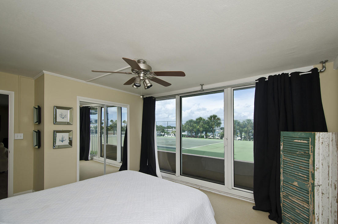 WATERVIEW TOWERS - Residential