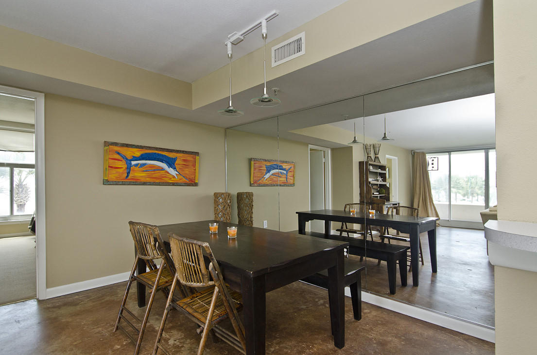 WATERVIEW TOWERS - Residential