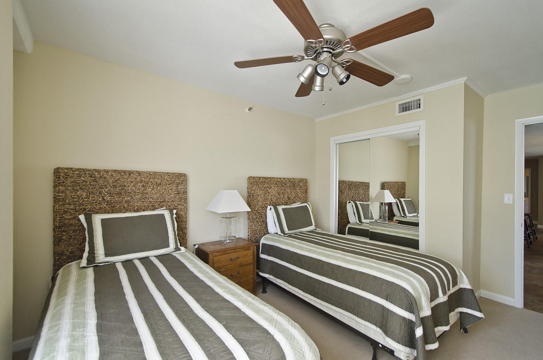 WATERVIEW TOWERS - Residential