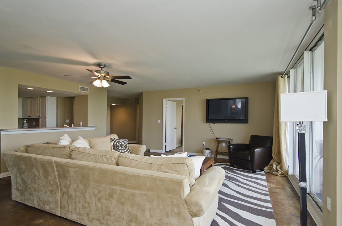 WATERVIEW TOWERS - Residential