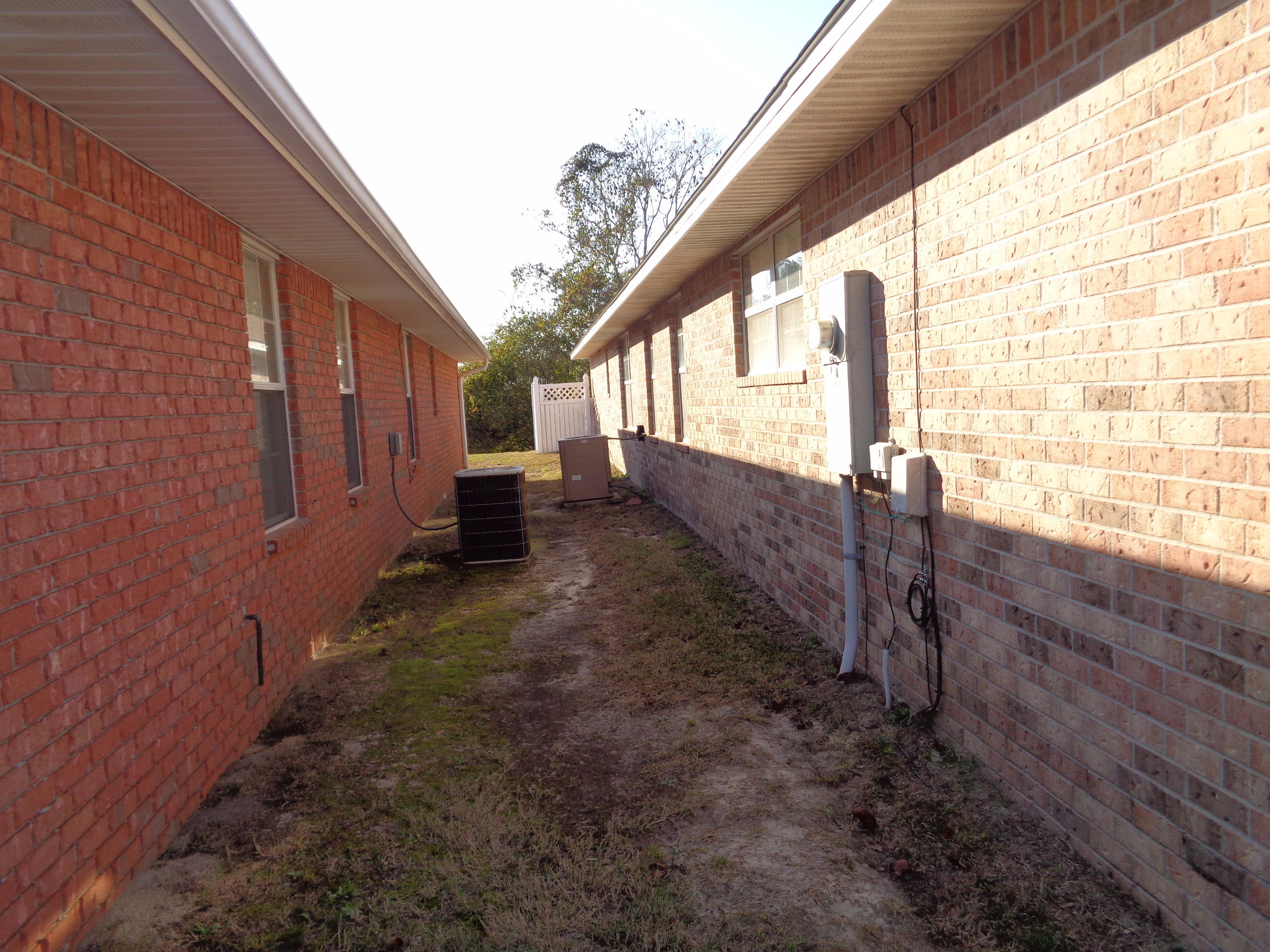WINDSOR VILLAS - Residential