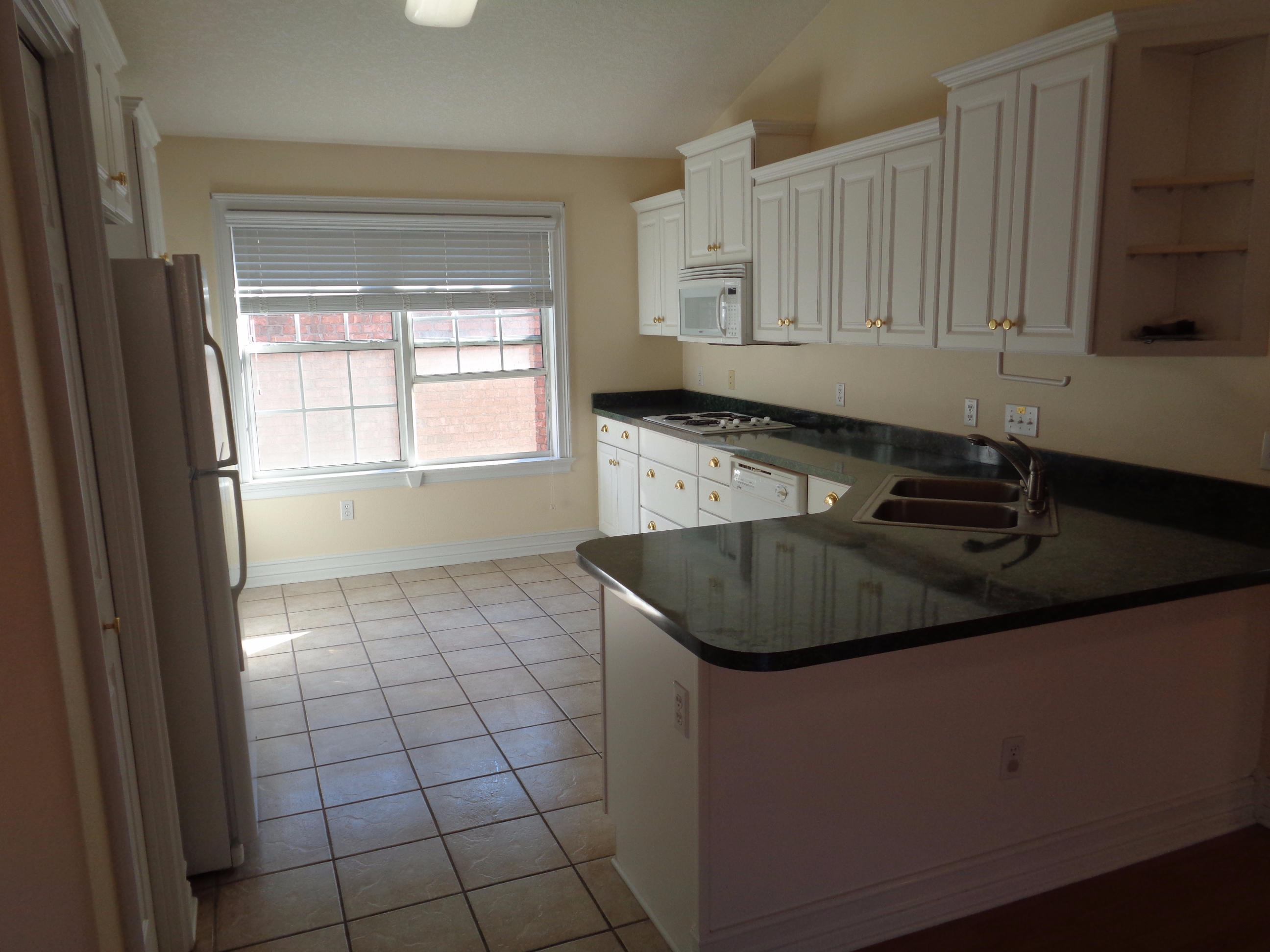 WINDSOR VILLAS - Residential