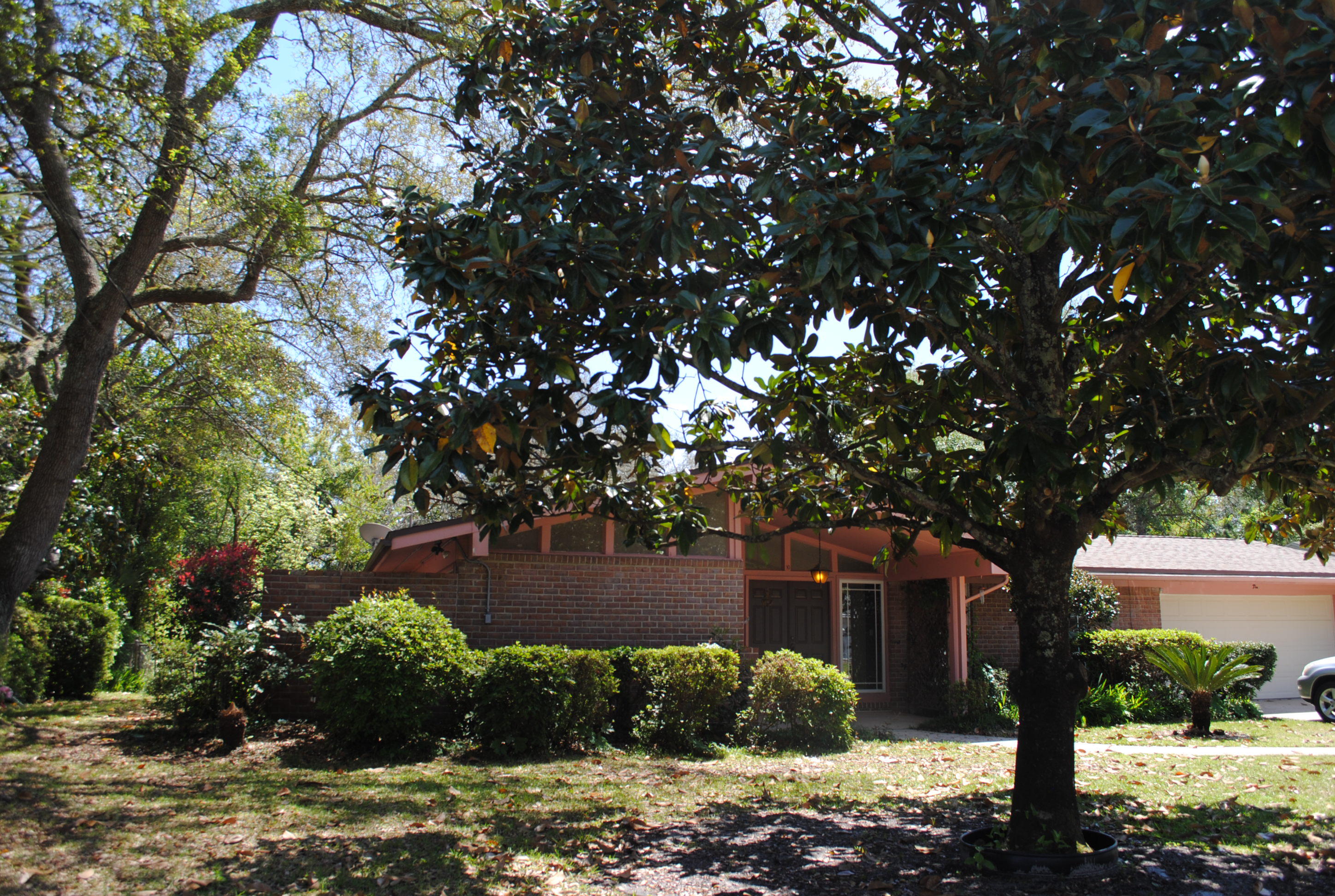 Paradise found, just 6 miles to snow white beaches & the emerald waters of the Gulf of Mexico.Lovely home in Golf Course community.Fresh paint thru-out the interior. New Copper wiring through out the home. New vinyl flooring and new carpet. This home is ready for a new family to enjoy. You will be pleased when you preview. There is a hot tub that will convey, Goes AS IS only. Air conditioner in the florida room where the hot tub is located. There is an extra large closet or storage off the master bedroom.