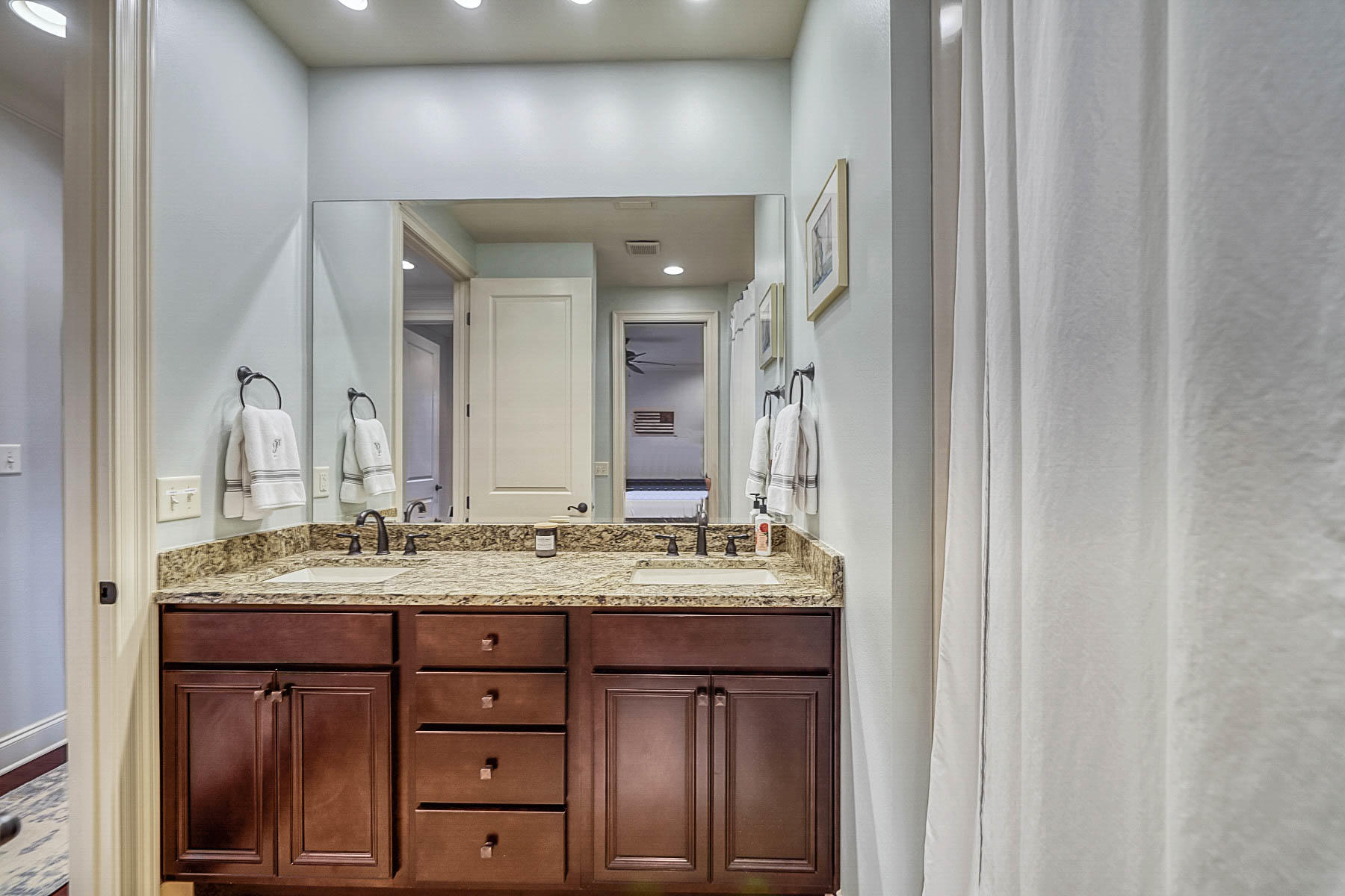 MAGNOLIA WOODS - Residential