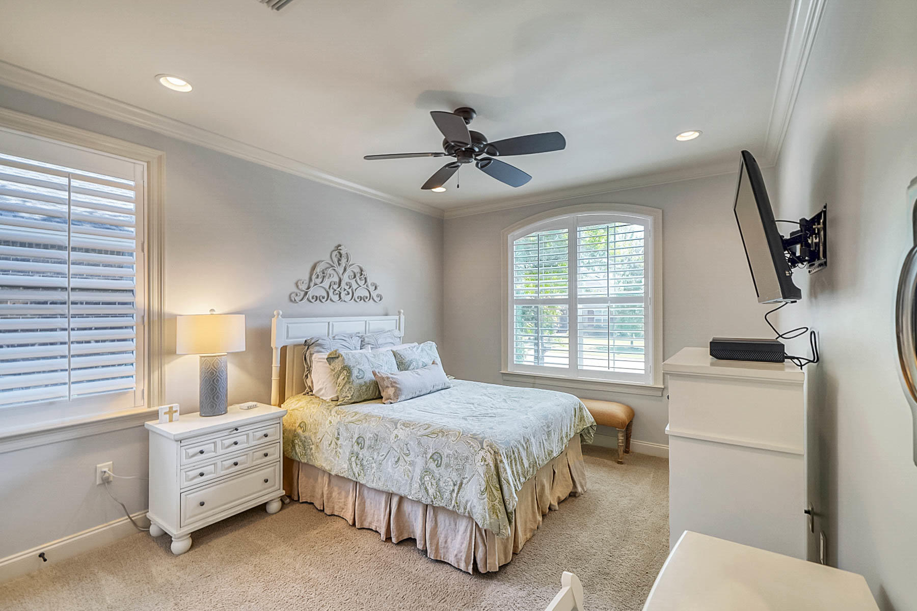 MAGNOLIA WOODS - Residential