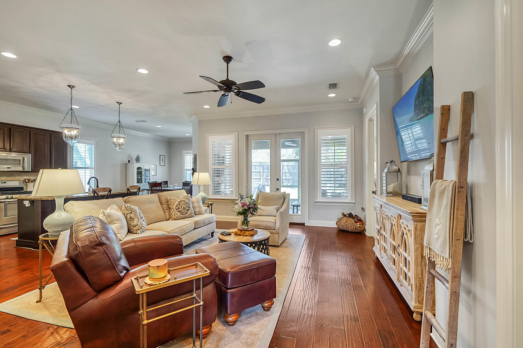 MAGNOLIA WOODS - Residential