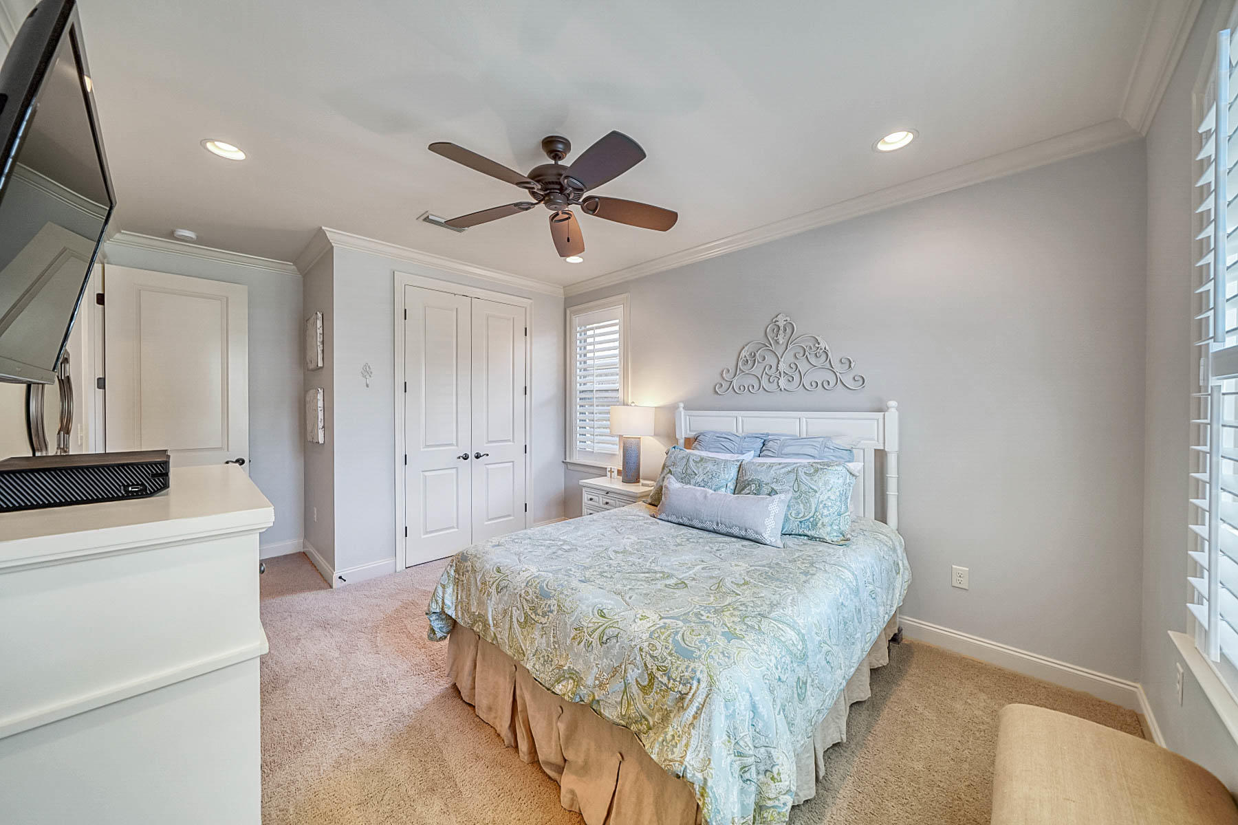 MAGNOLIA WOODS - Residential