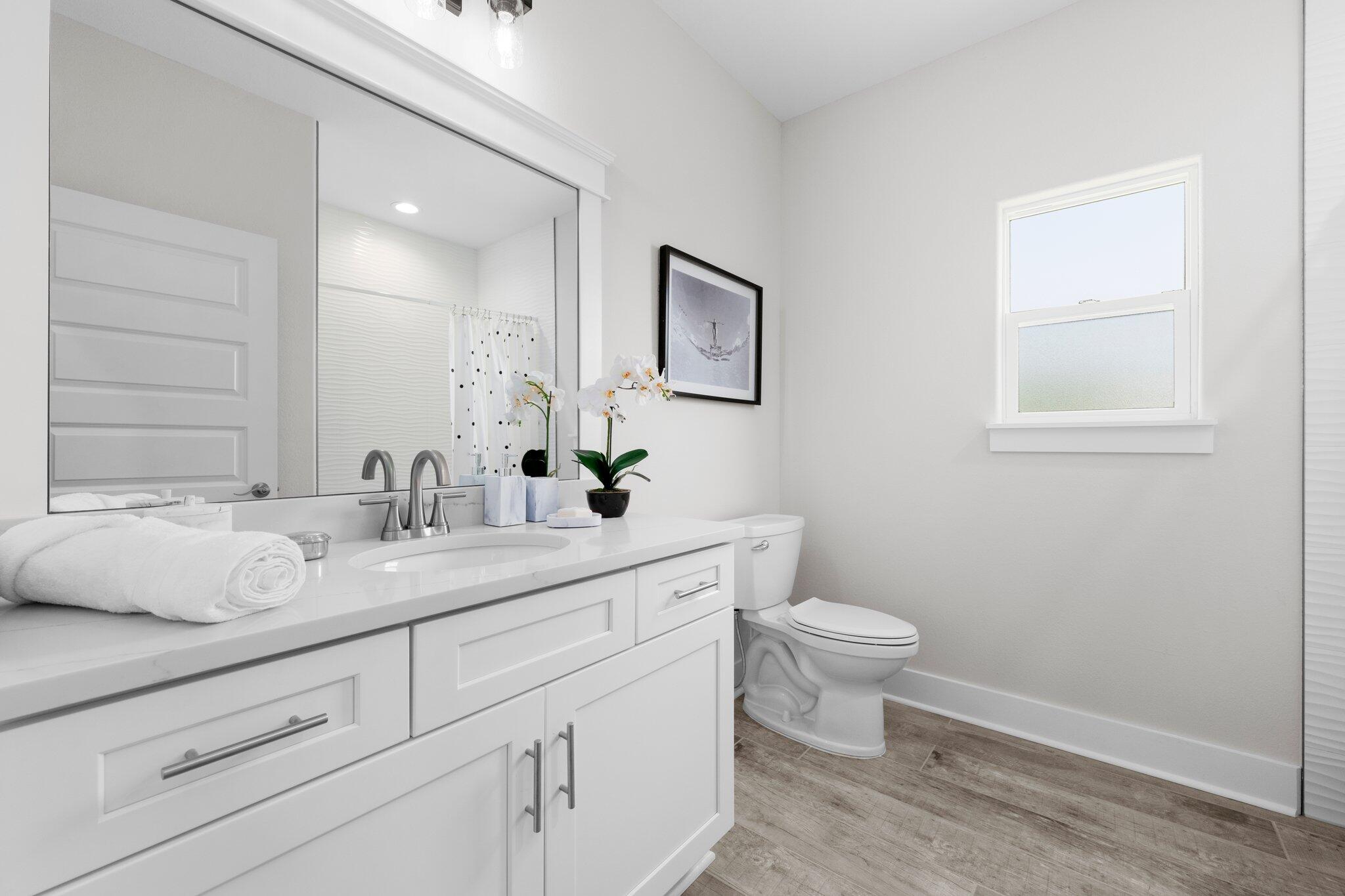 LAGUNA HAVEN - Residential