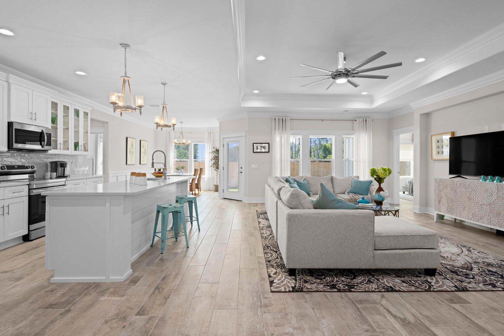 LAGUNA HAVEN - Residential