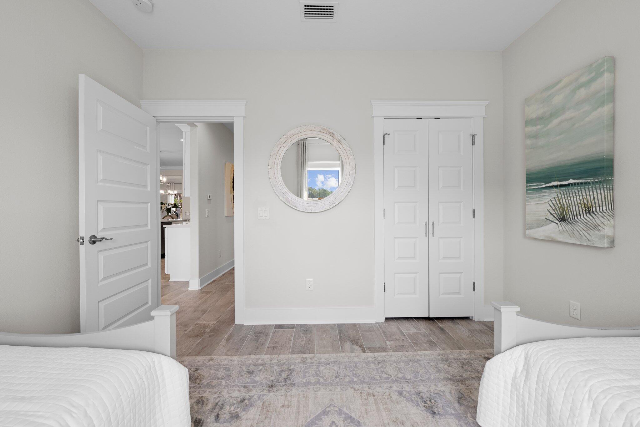 LAGUNA HAVEN - Residential