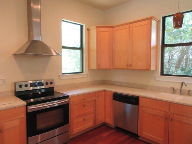 MAGNOLIA BEACH - Residential