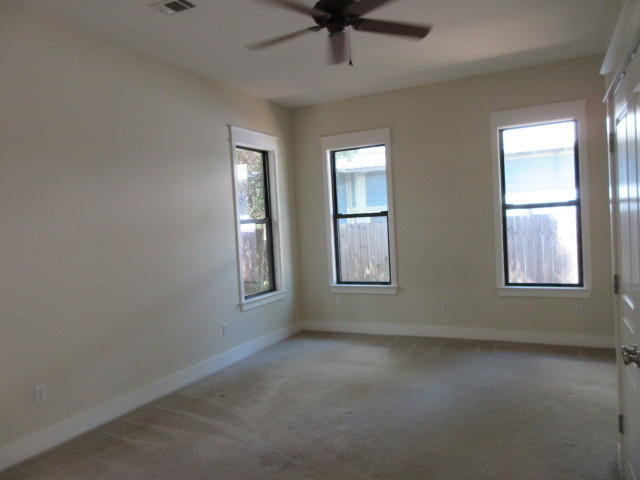 MAGNOLIA BEACH - Residential