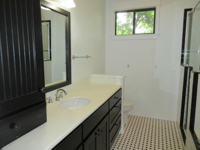 MAGNOLIA BEACH - Residential