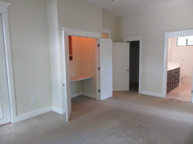 MAGNOLIA BEACH - Residential