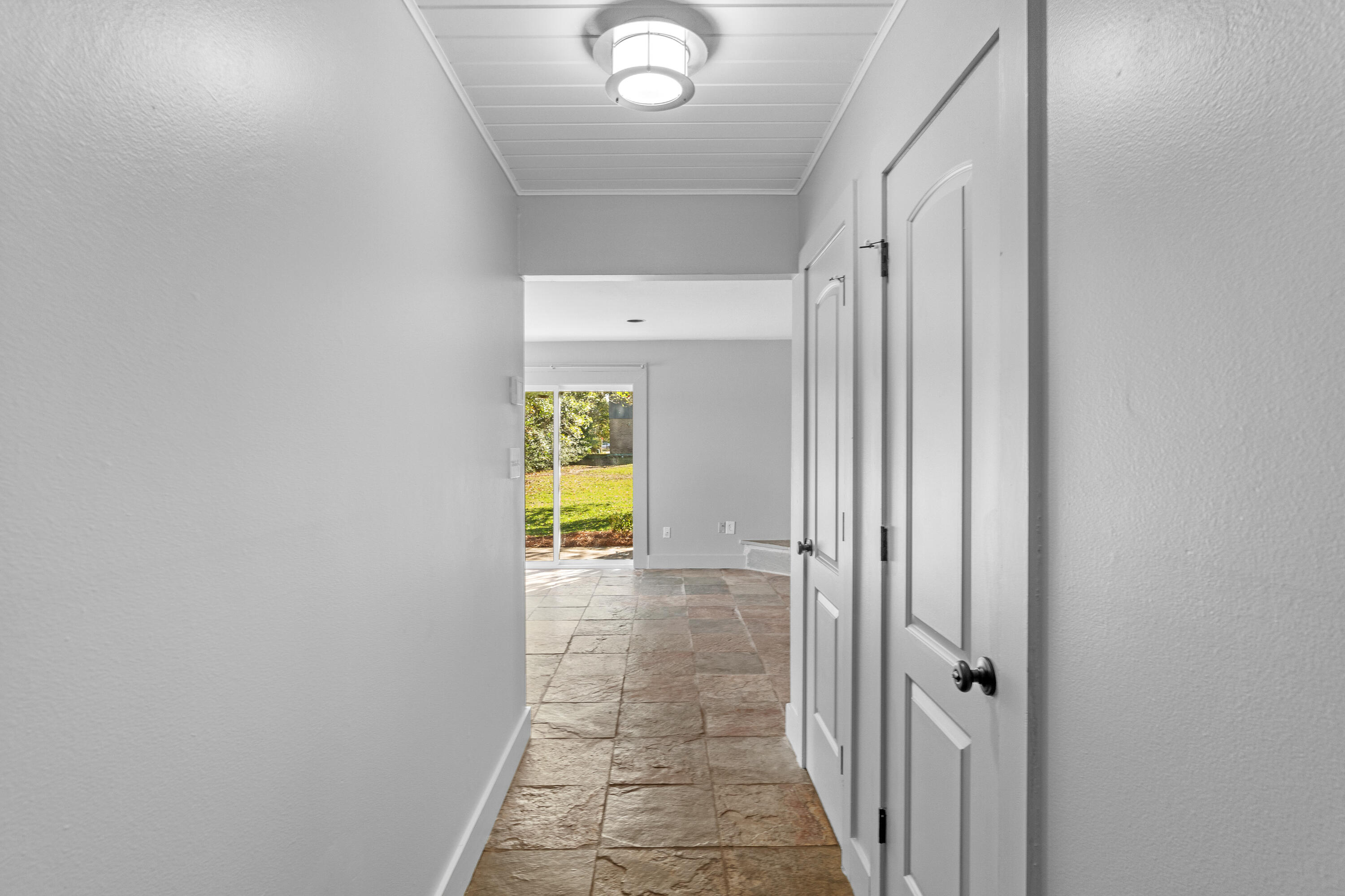 ROCKY BAYOU T/H UNIT 28 - Residential