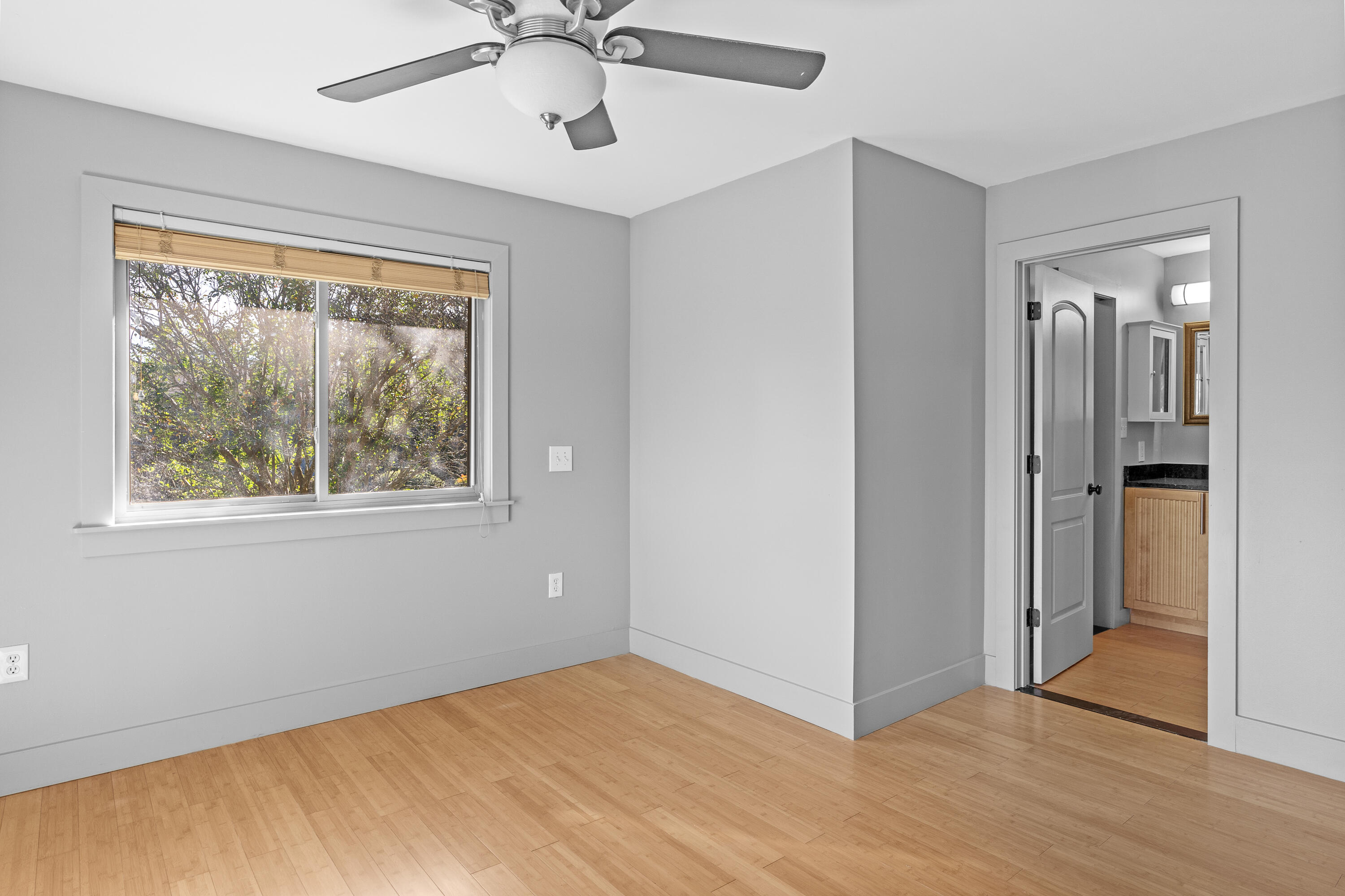 ROCKY BAYOU T/H UNIT 28 - Residential