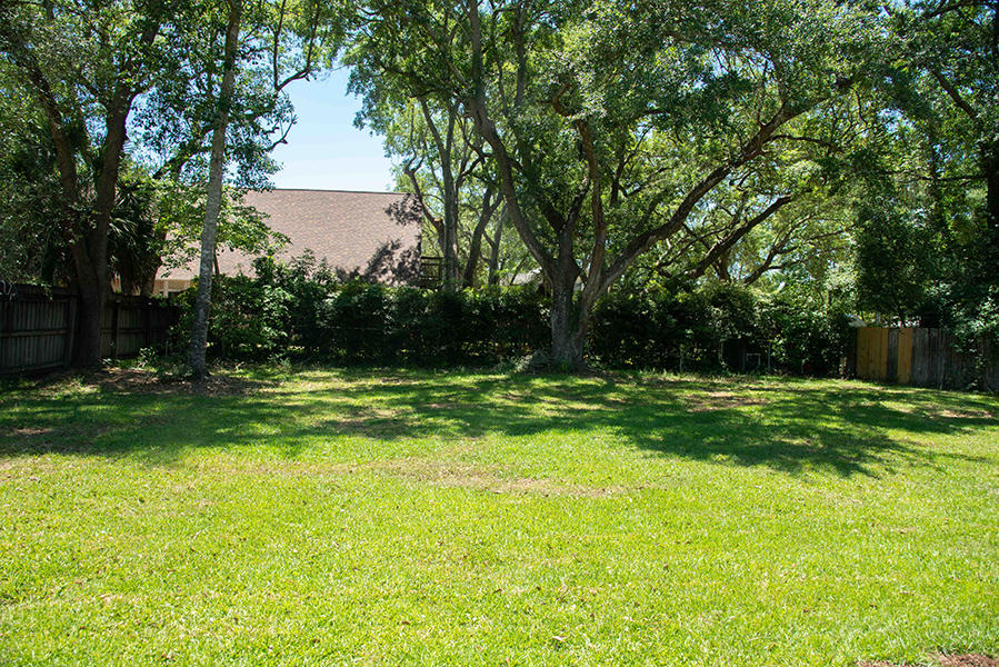 BRITTANY WOODS S/D - Residential Lease