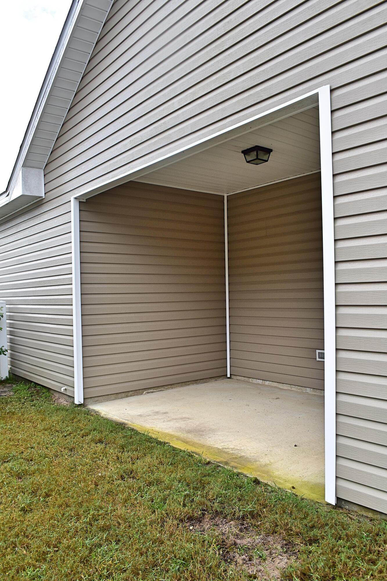 HAMMOCK BAY - Residential Lease