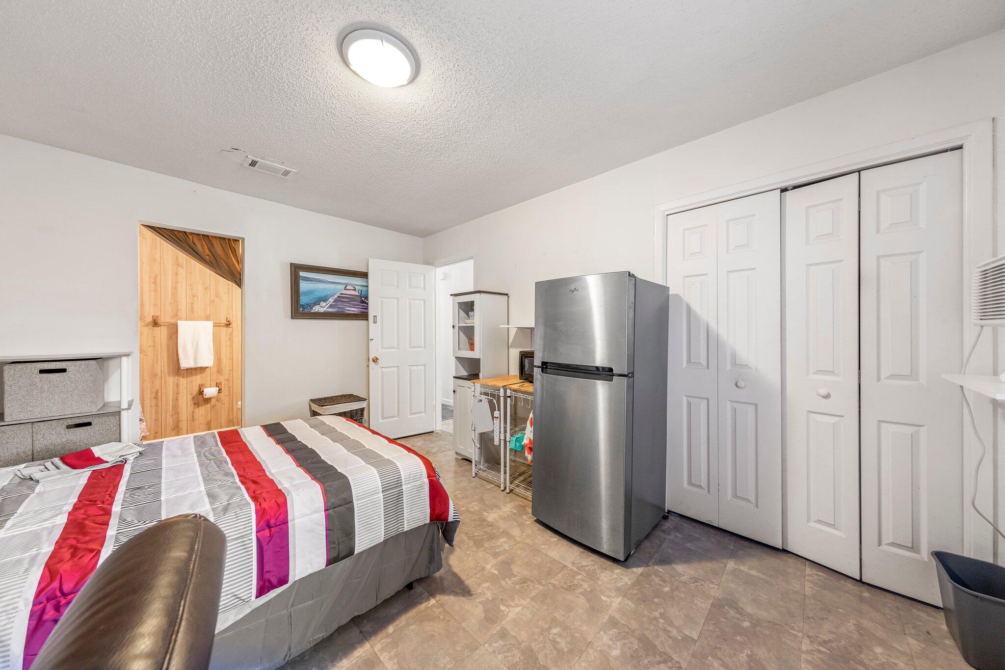 HIDDEN TRAILS PH 1 - Residential