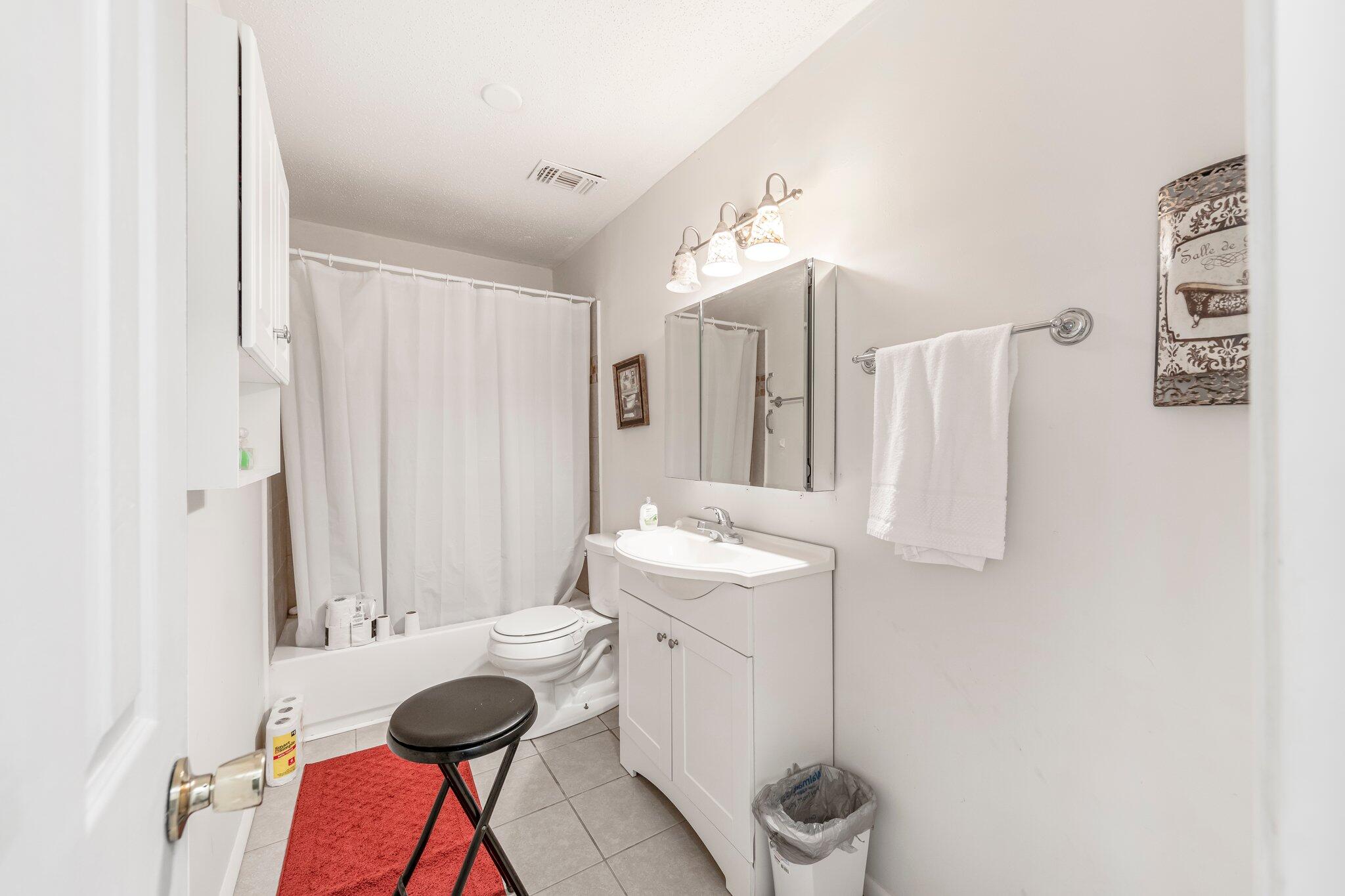 HIDDEN TRAILS PH 1 - Residential