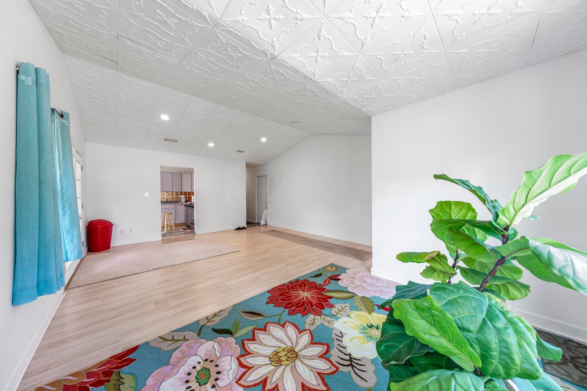 HIDDEN TRAILS PH 1 - Residential