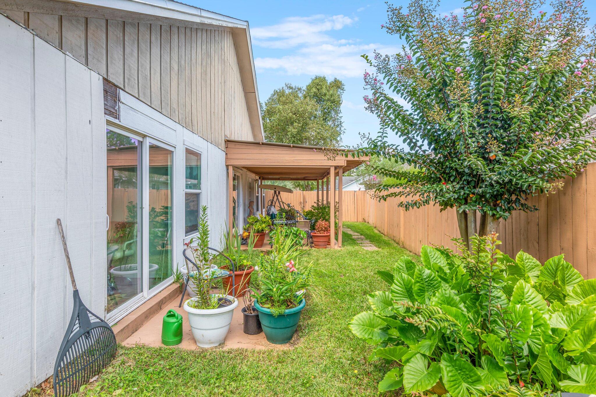 HIDDEN TRAILS PH 1 - Residential