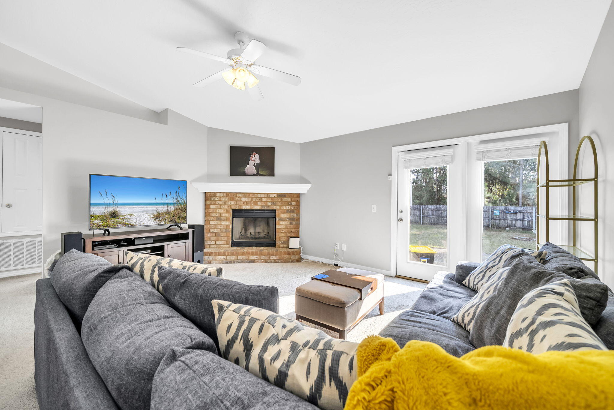 NAVARRE FIRST ADD - Residential