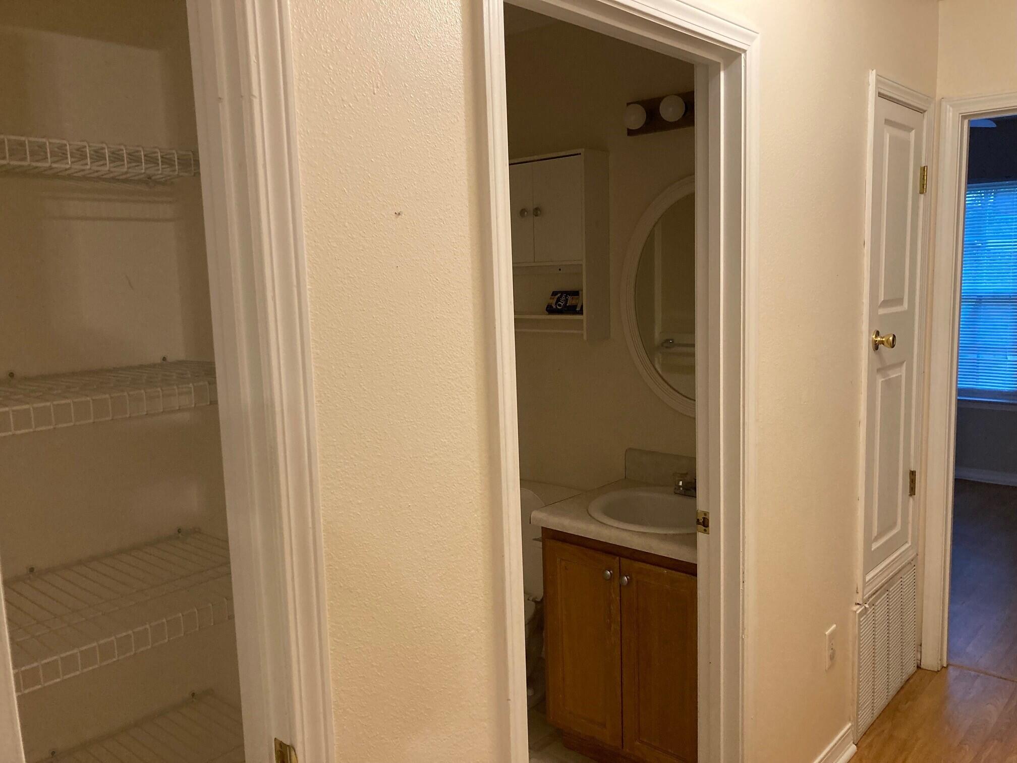 ADAMS POWELL S/D LOT 19 BLK E - Residential Lease