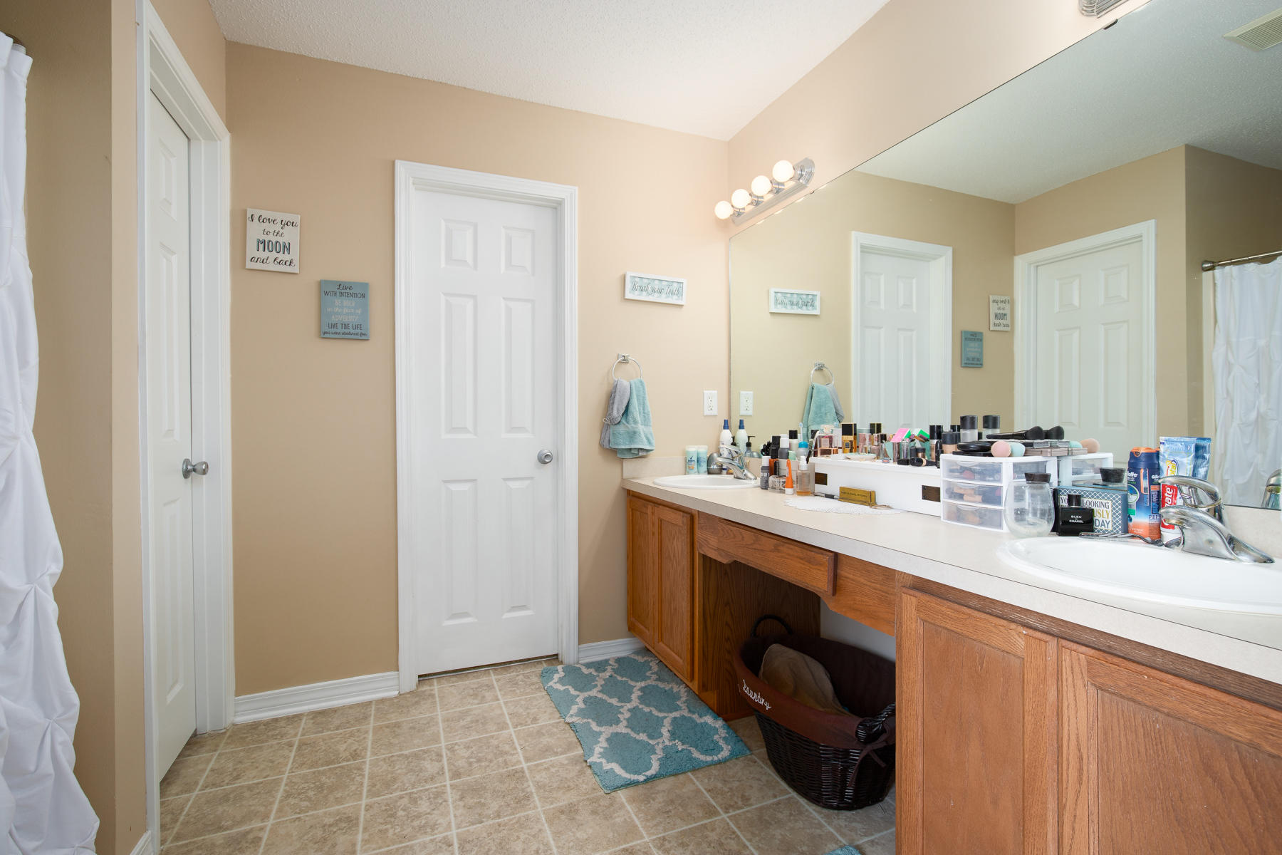 HOLLEY BY THE SEA - Residential Lease