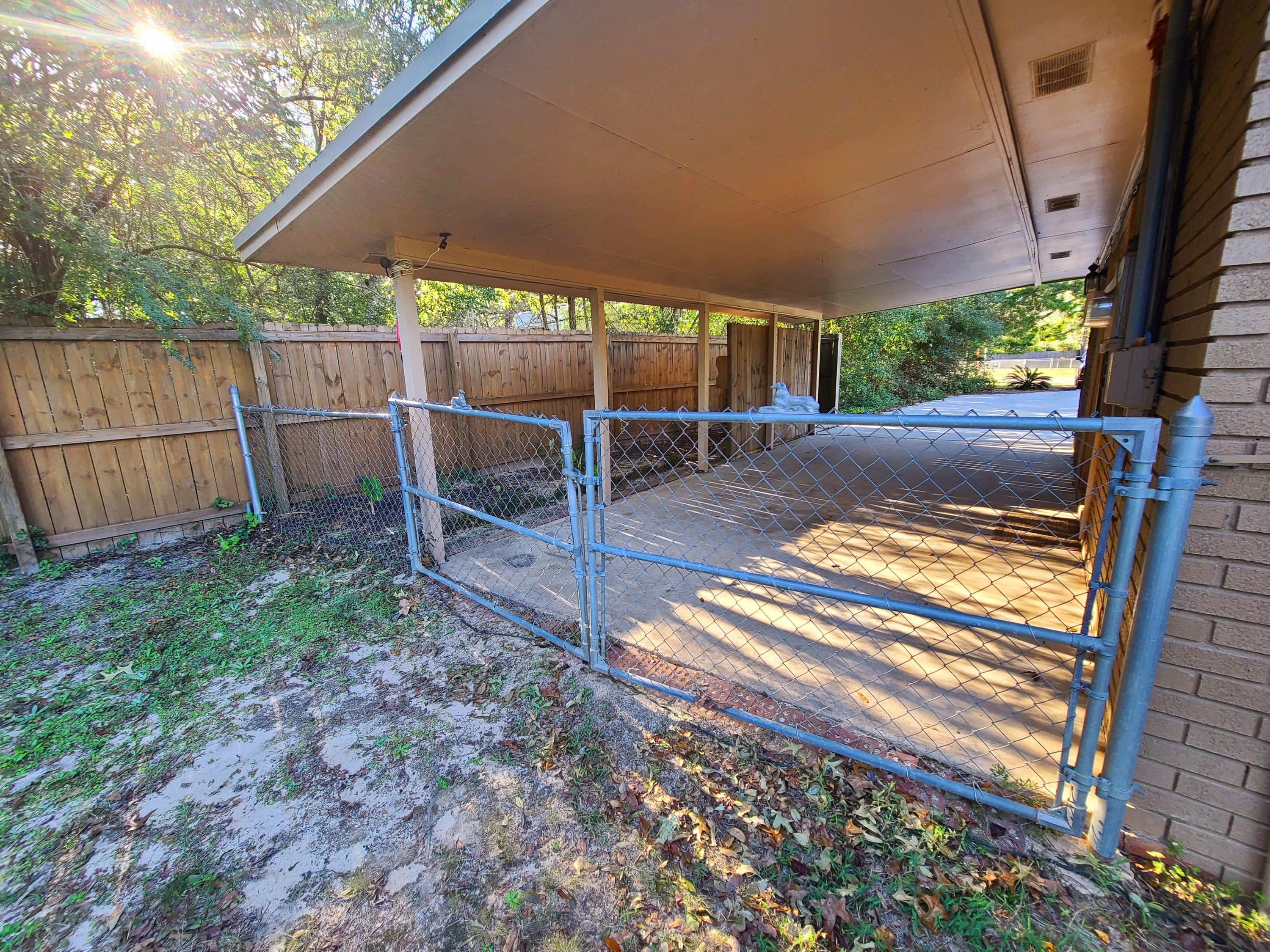 ADAMS POWELL EAST - Residential