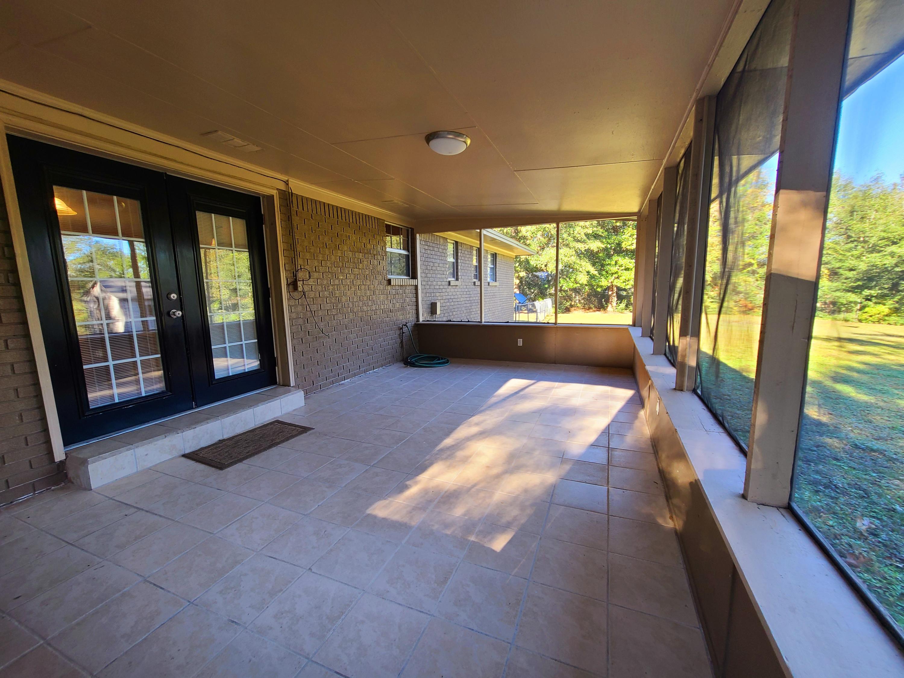 ADAMS POWELL EAST - Residential