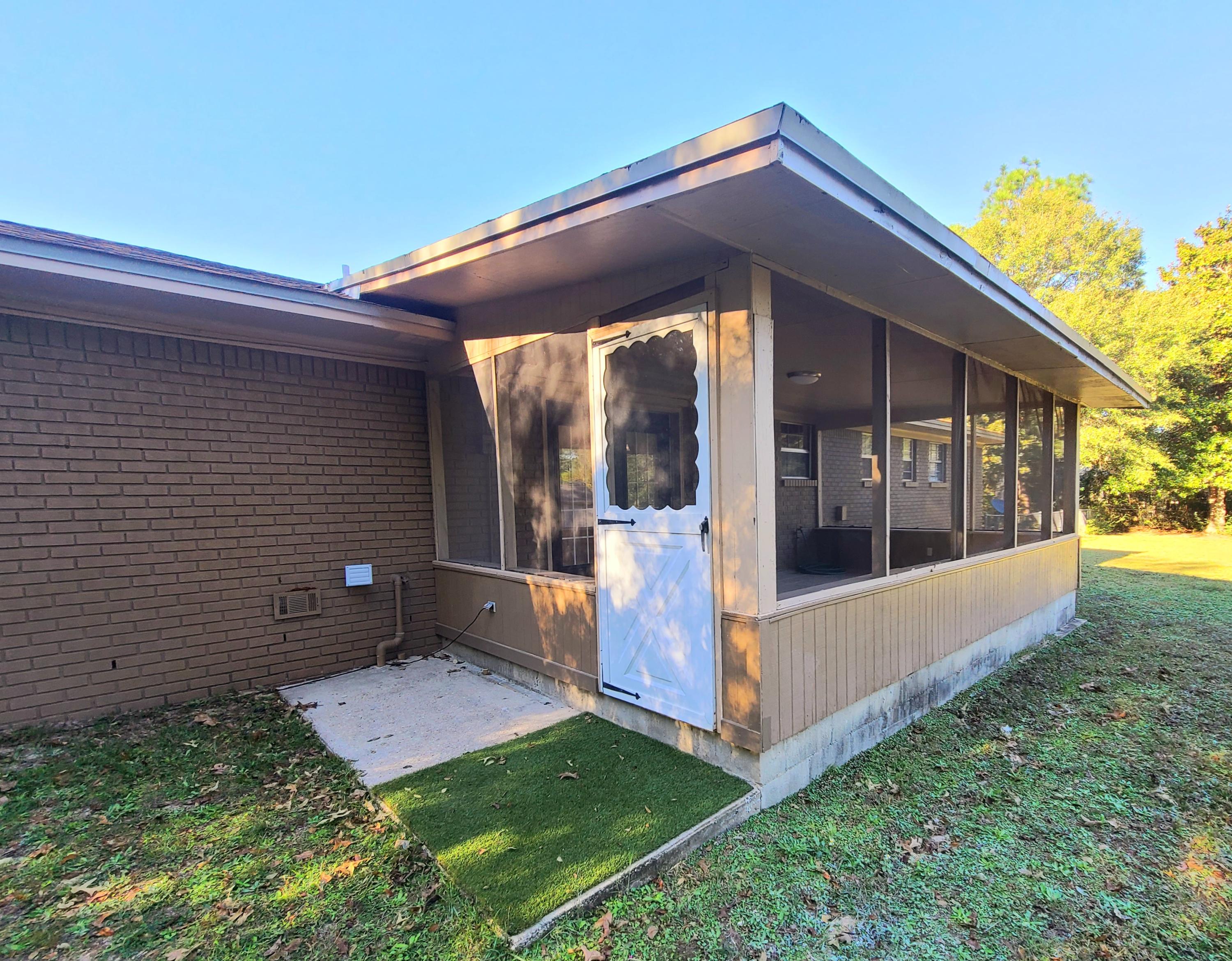 ADAMS POWELL EAST - Residential