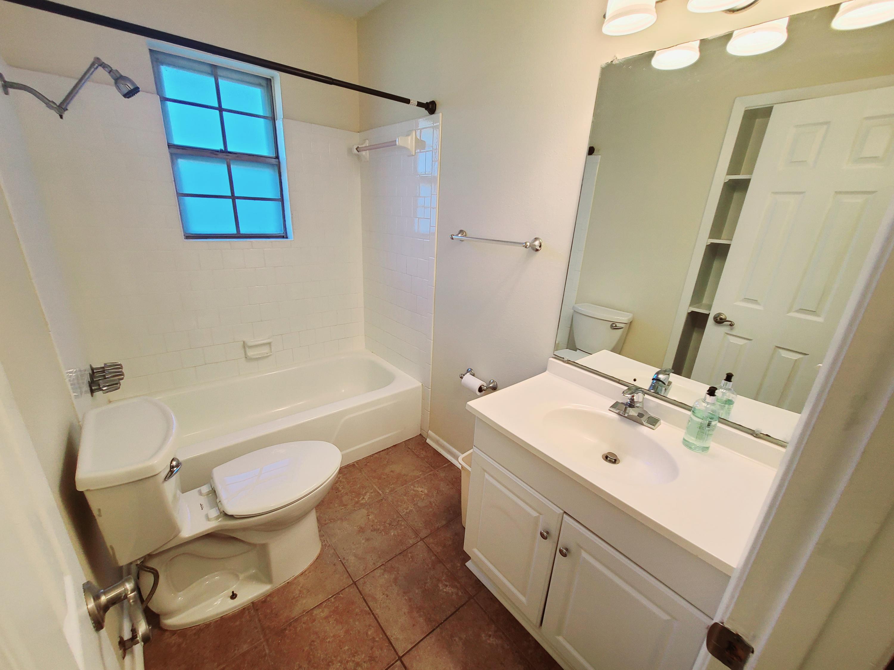 ADAMS POWELL EAST - Residential