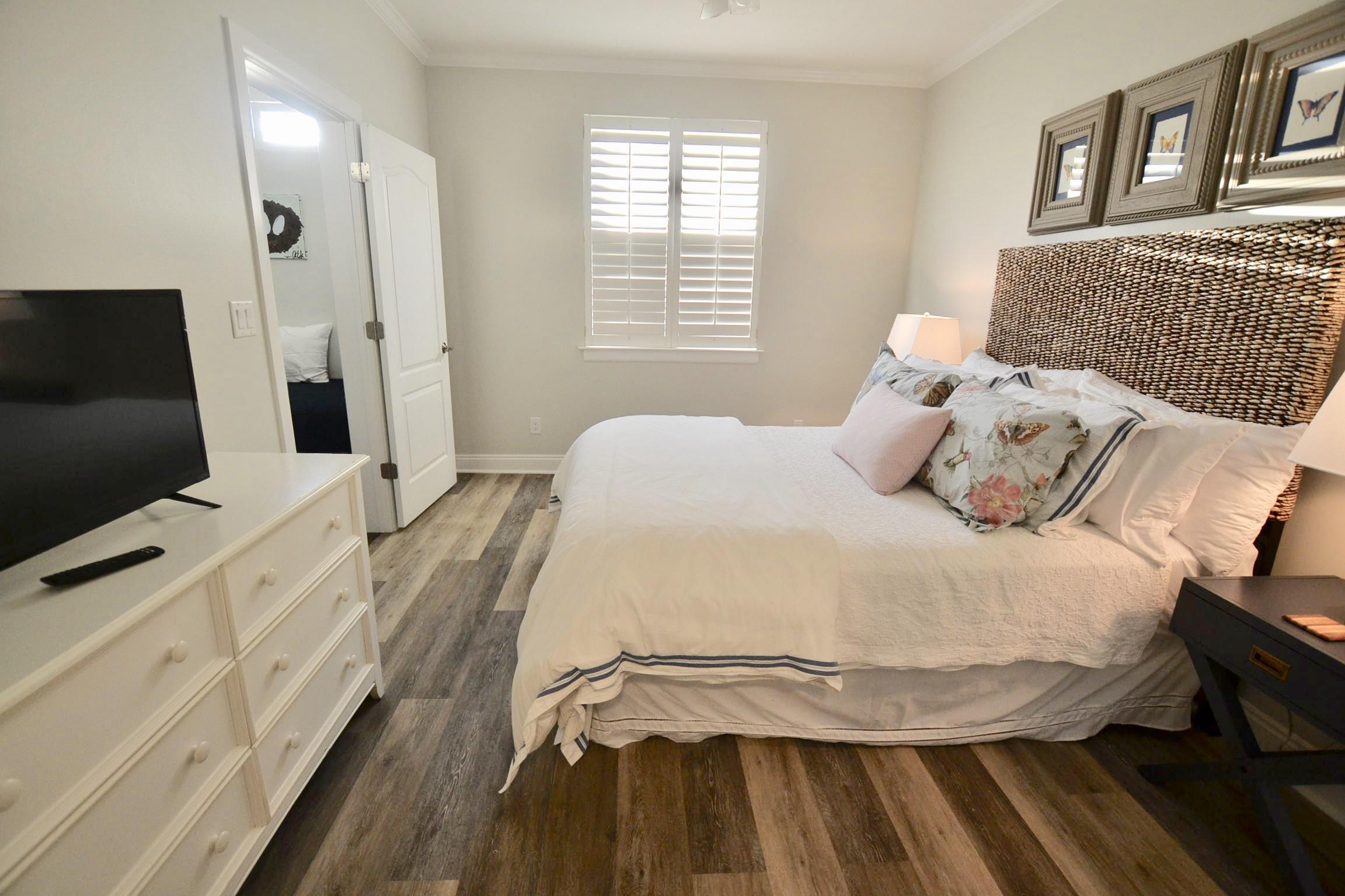 GRANDE BEACH PH 2 - Residential