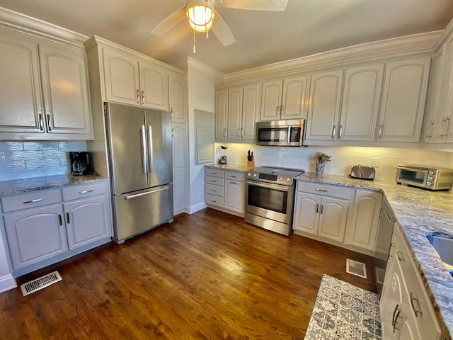 GRANDE BEACH PH 2 - Residential