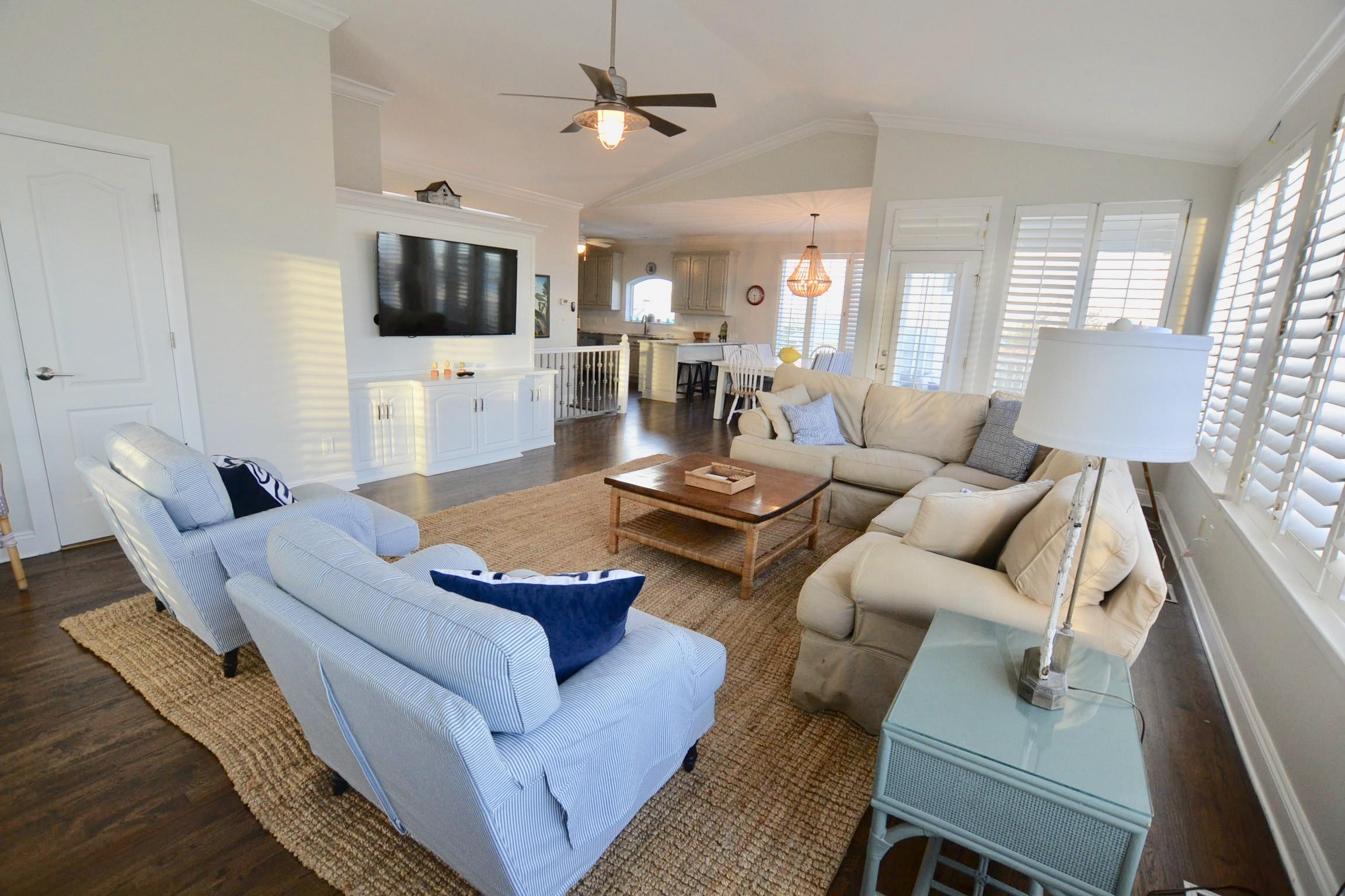 GRANDE BEACH PH 2 - Residential