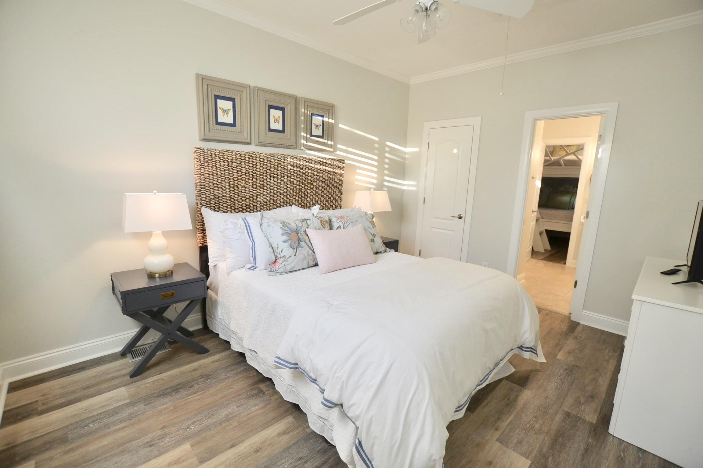 GRANDE BEACH PH 2 - Residential