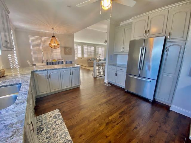 GRANDE BEACH PH 2 - Residential