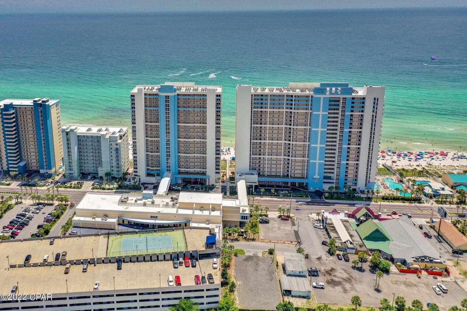 MAJESTIC BEACH TOWERS II - Residential