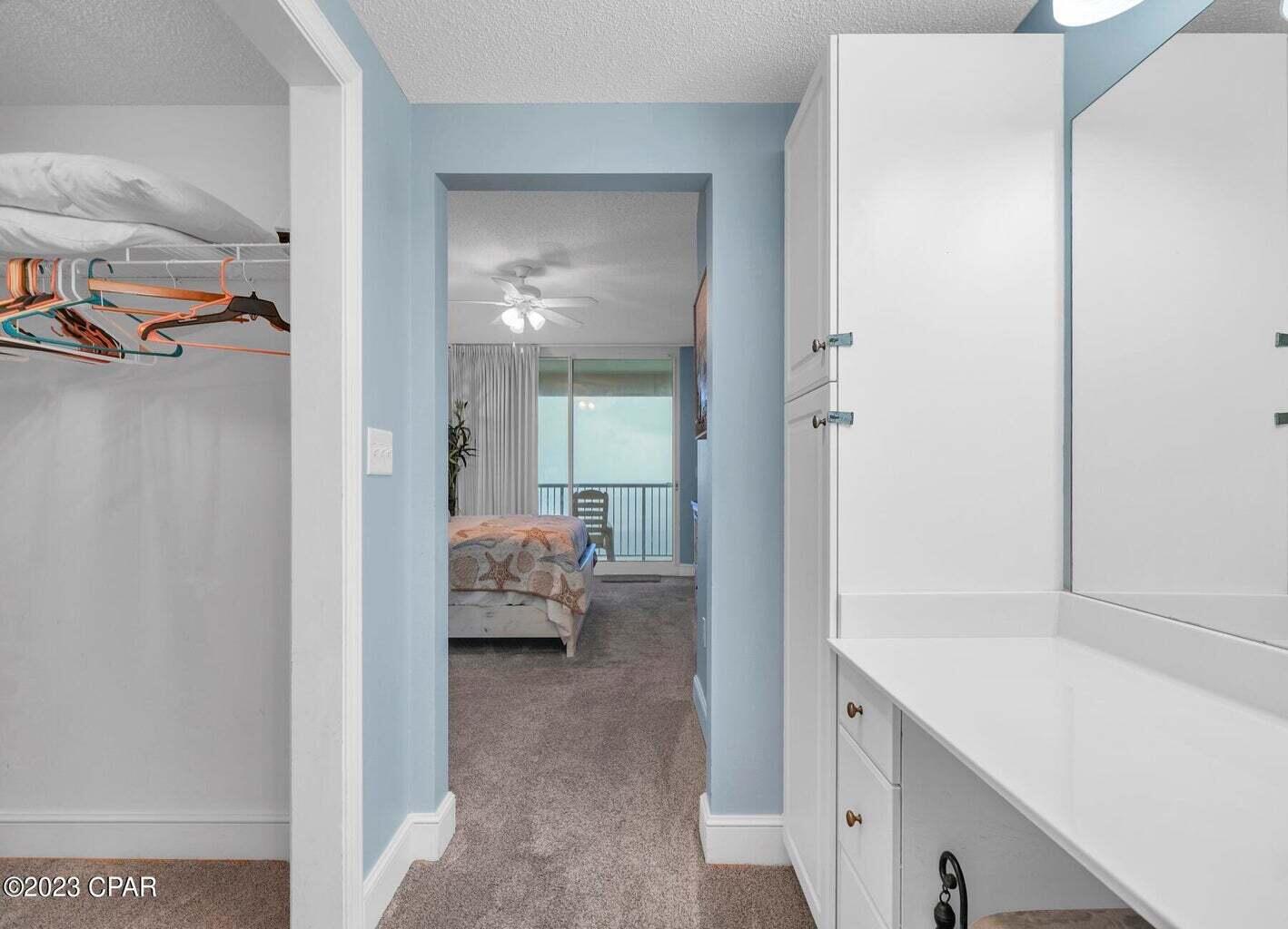 MAJESTIC BEACH TOWERS II - Residential