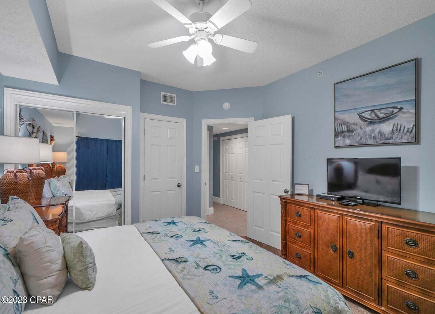 MAJESTIC BEACH TOWERS II - Residential