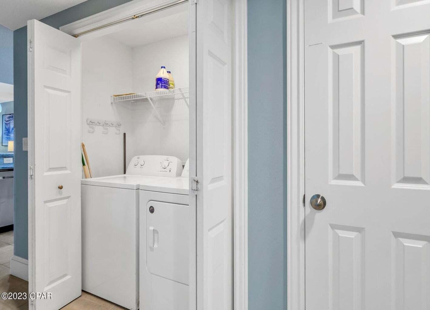 MAJESTIC BEACH TOWERS II - Residential