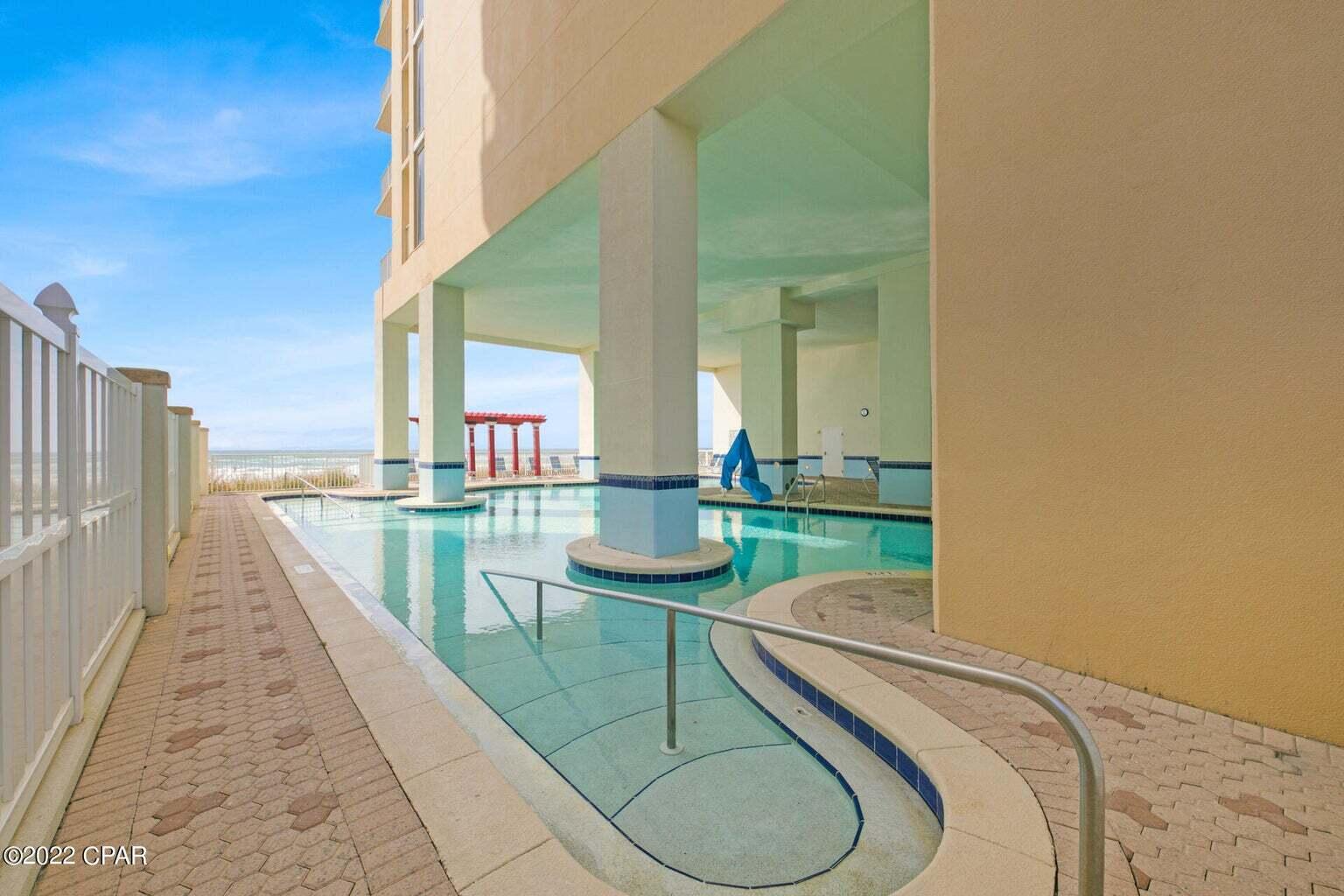 MAJESTIC BEACH TOWERS II - Residential