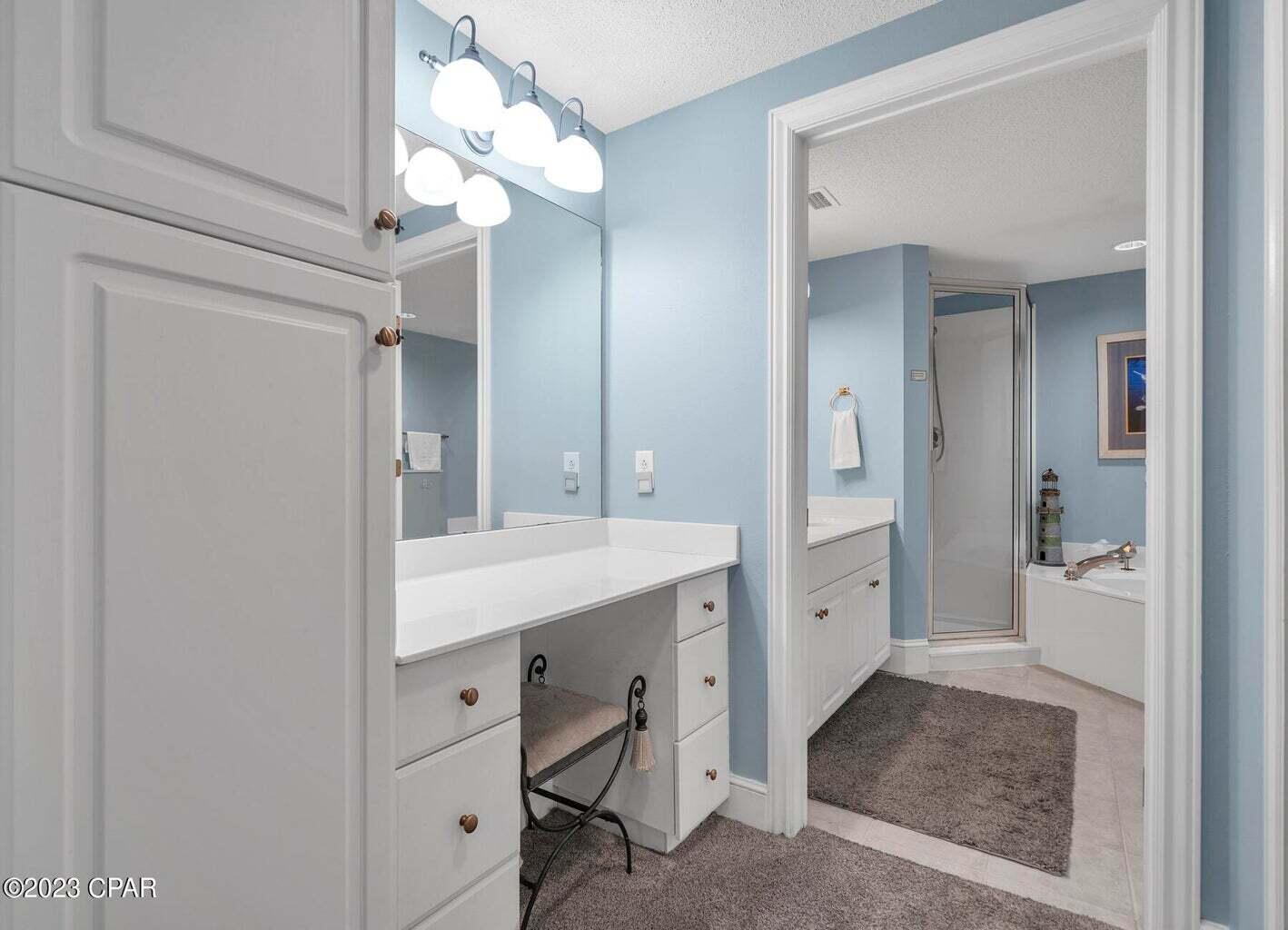 MAJESTIC BEACH TOWERS II - Residential